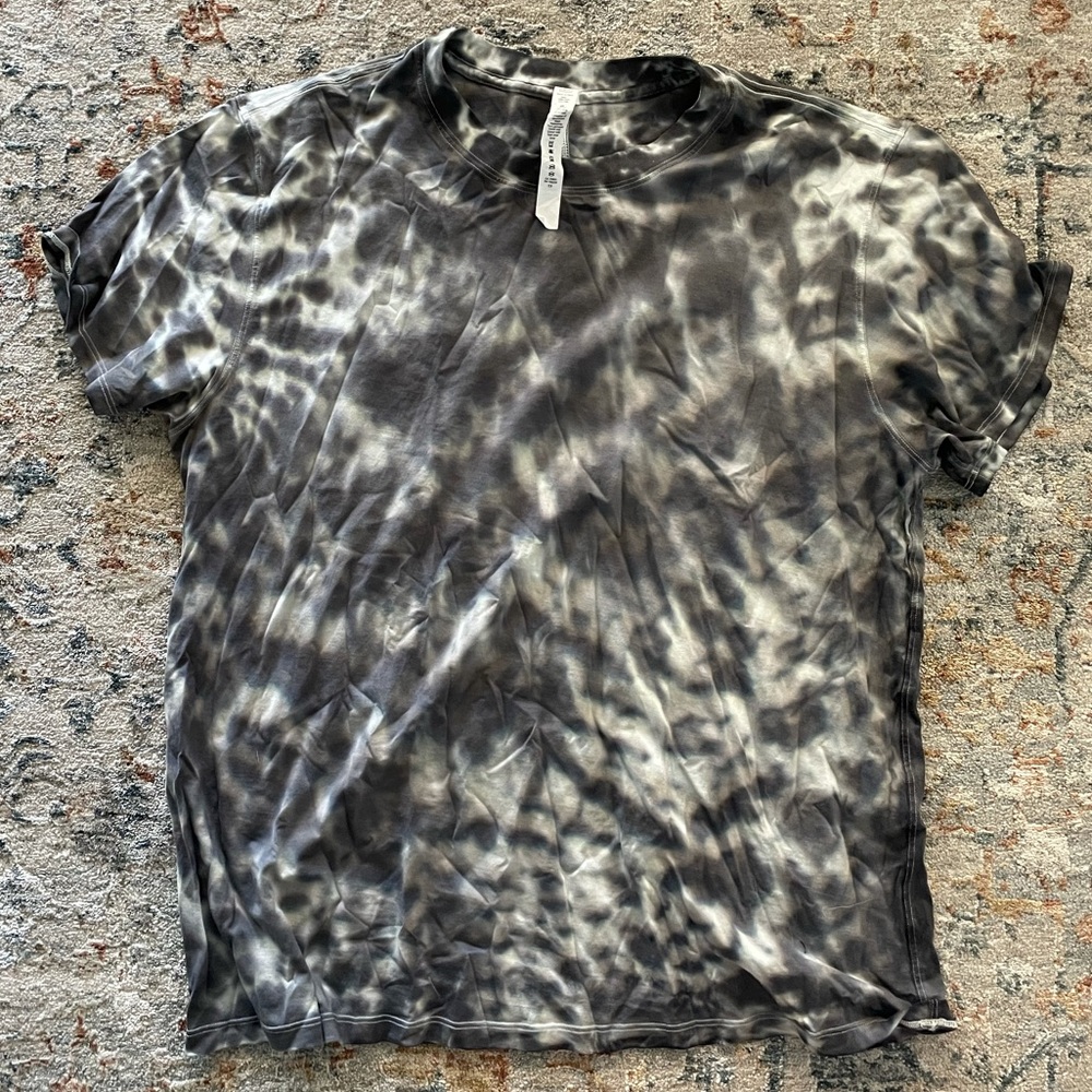 COPY - Lululemon all yours boyfriend tee sz10
